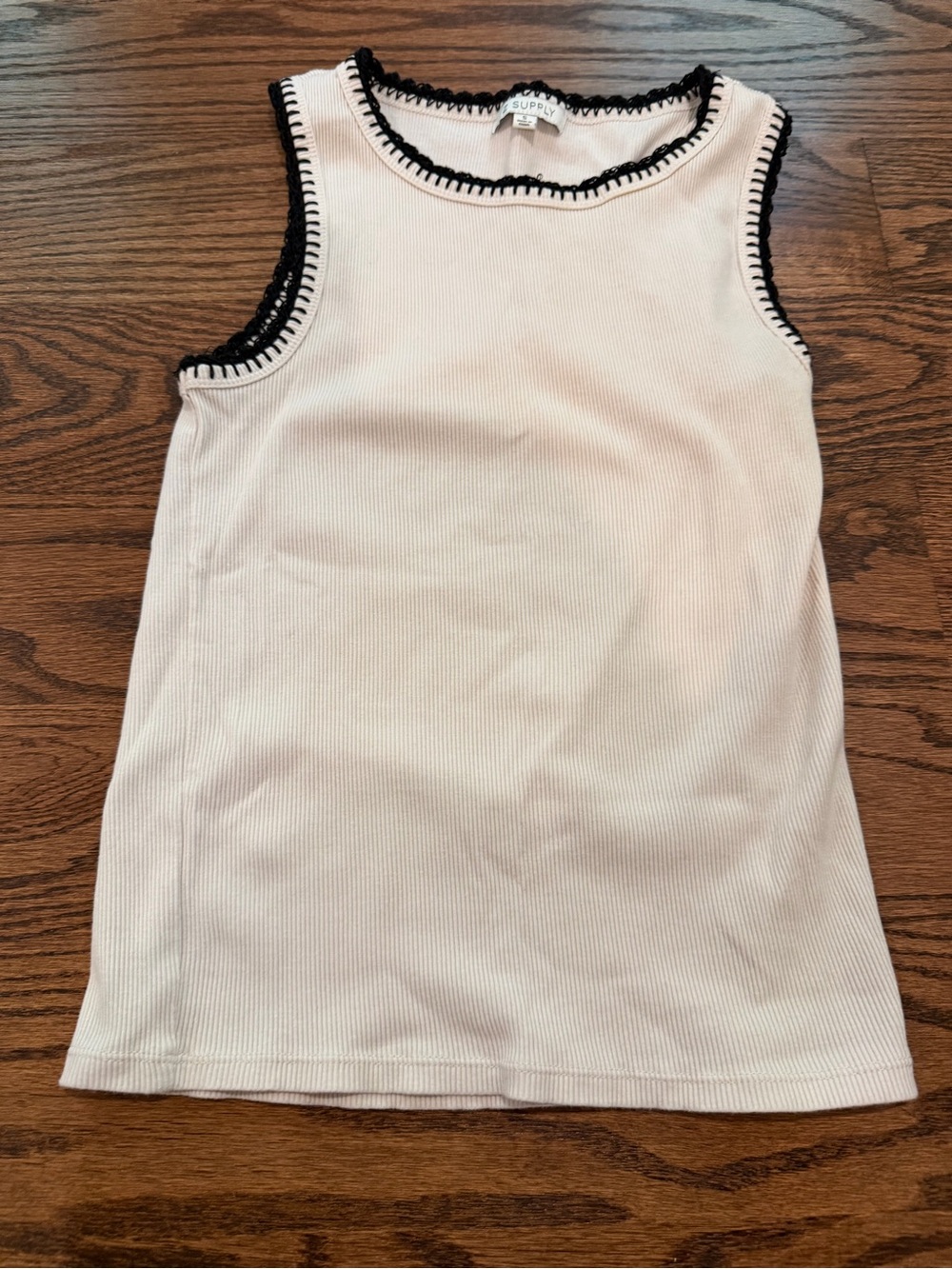 Z Supply Cream Ribbed Tank with Black Scallop Trim